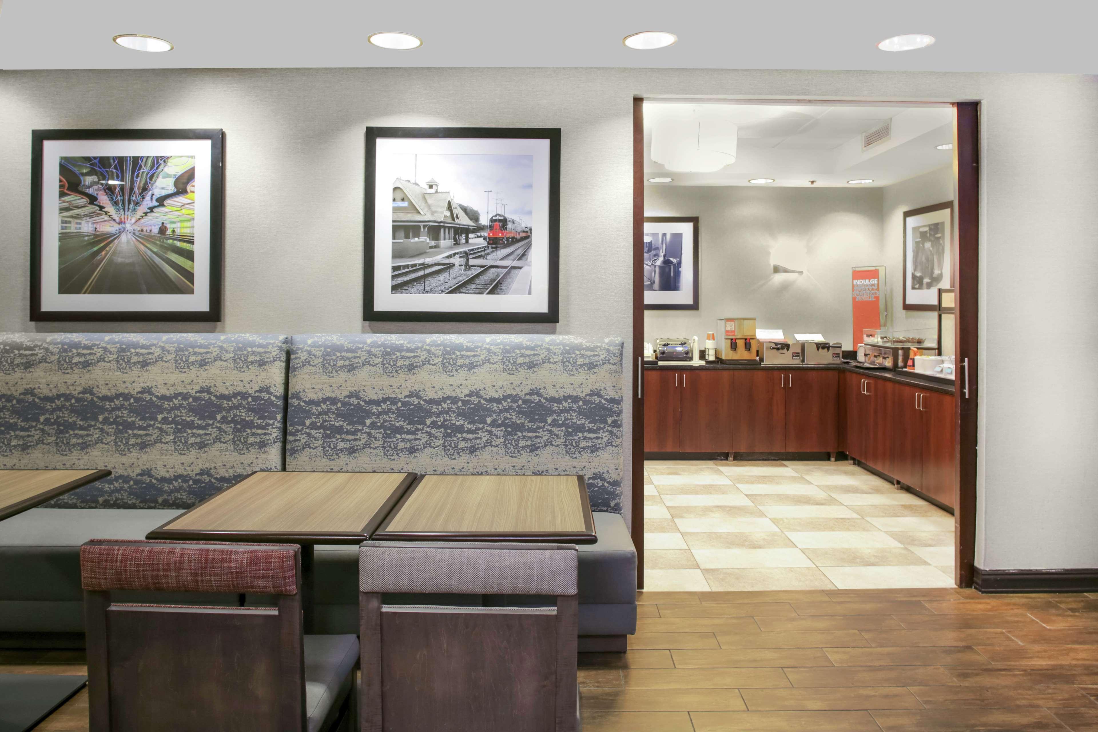 Hampton Inn Chicago Elgin/I-90 Extérieur photo