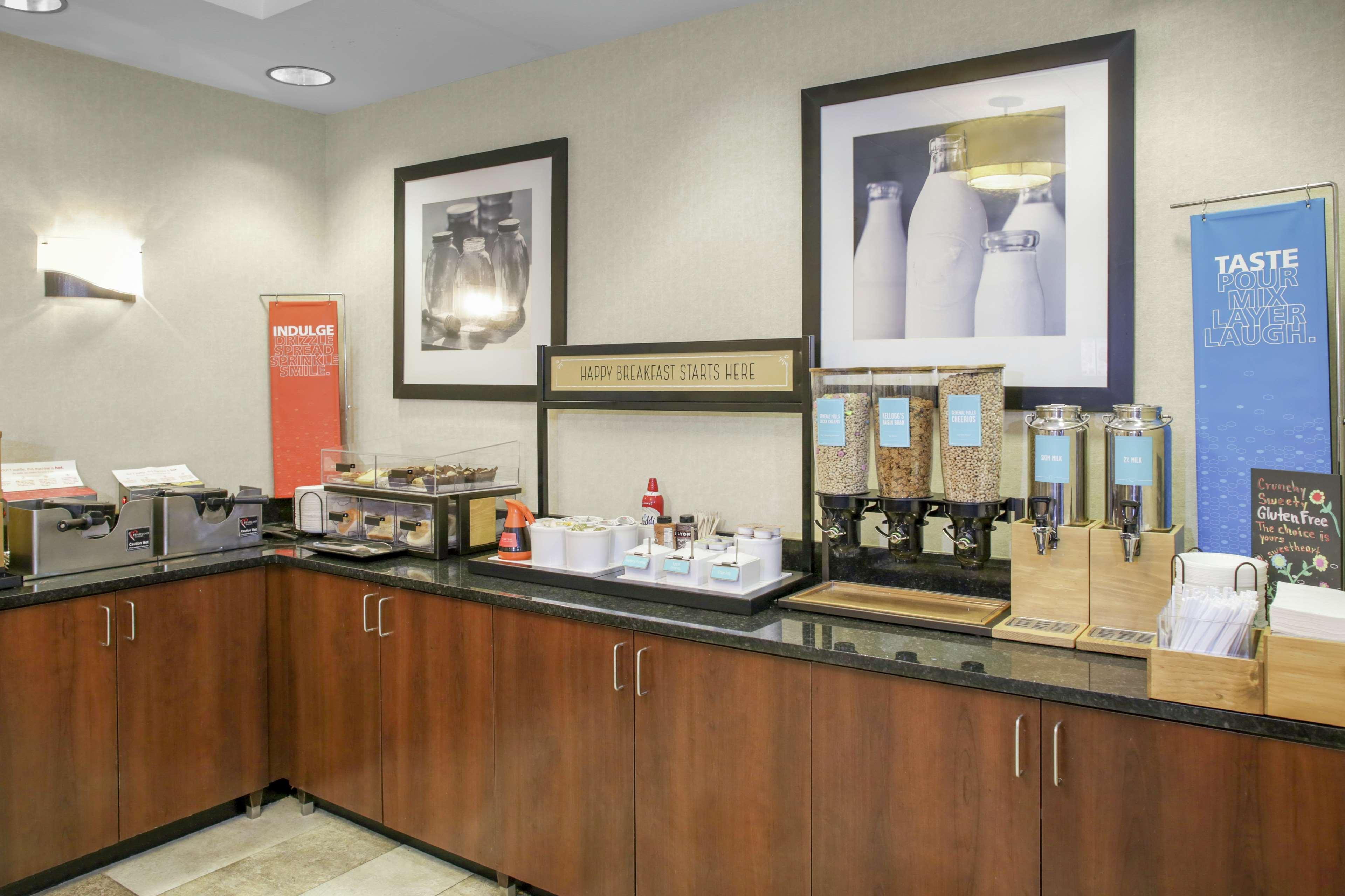 Hampton Inn Chicago Elgin/I-90 Extérieur photo