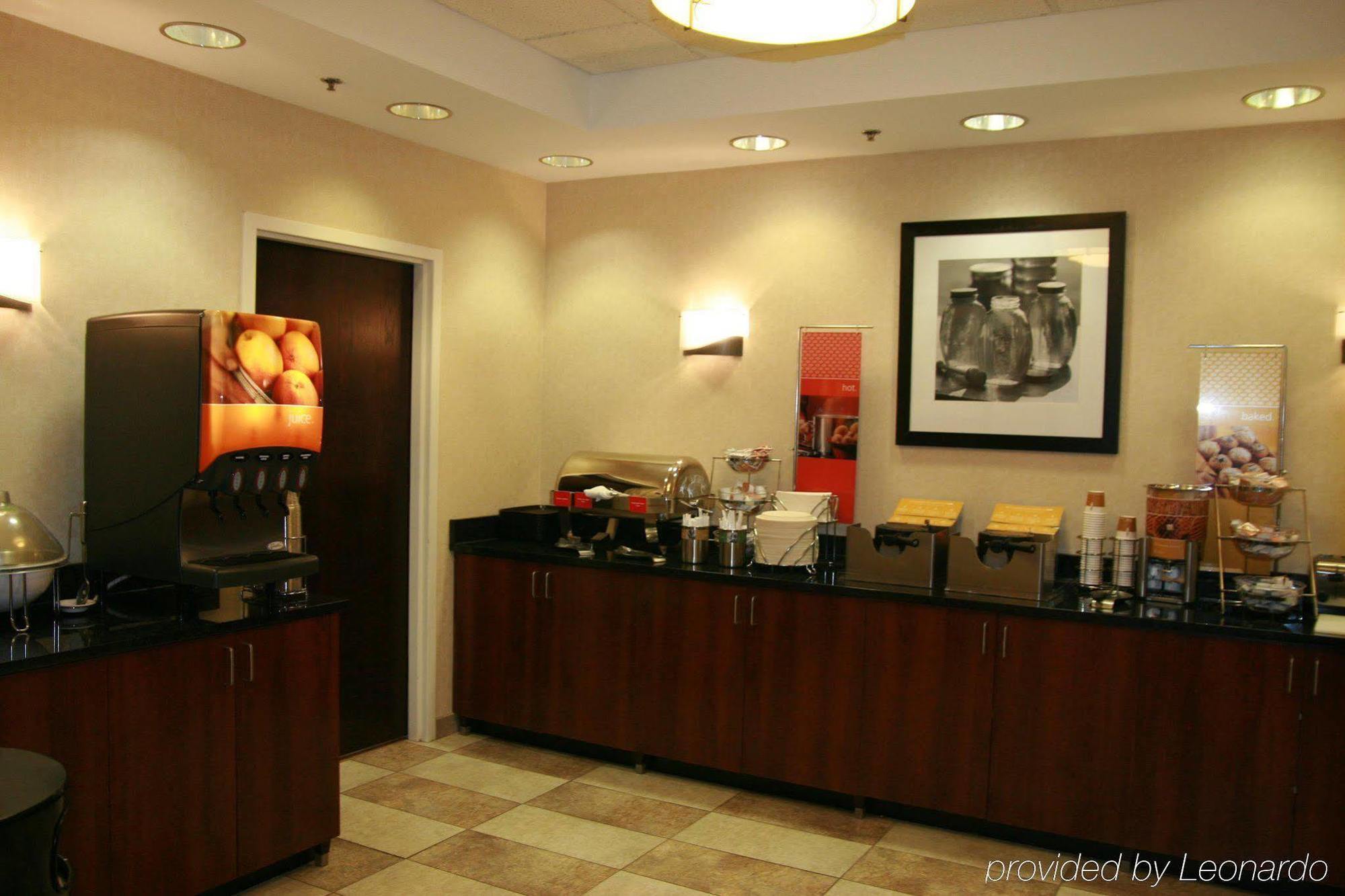 Hampton Inn Chicago Elgin/I-90 Restaurant photo